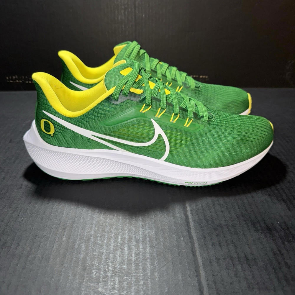 Nike Men's Air Zoom Pegasus 39 'Oregon' DR1970-300 - Sz 9.5